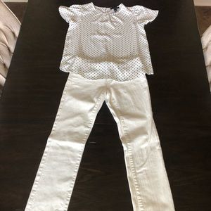 White women Jeans.Size 5R. Super chic !👖😎